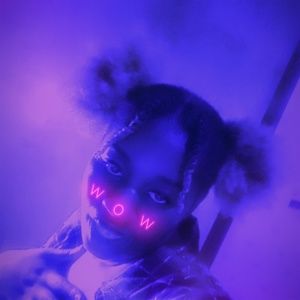 Meet your Posher, Max